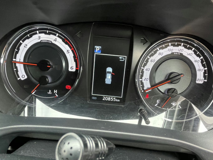 Toyota Hilux Double Cab 2.4 turbo diesel photo 3