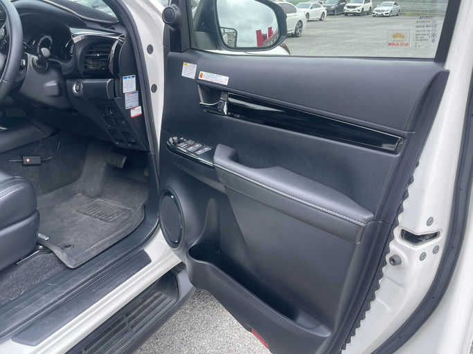 Toyota Hilux Double Cab 2.4 turbo diesel photo 8