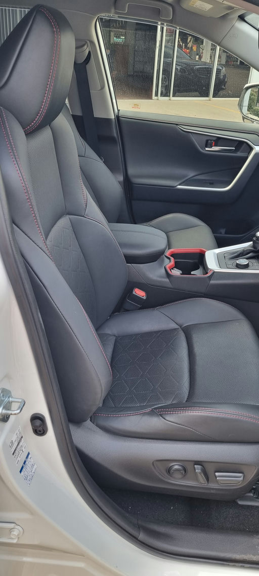 Toyota RAV4 Adventure Off Road Package photo 5