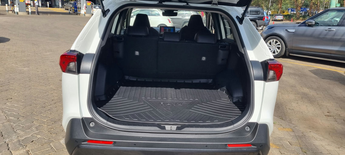 Toyota RAV4 Adventure Off Road Package photo 8